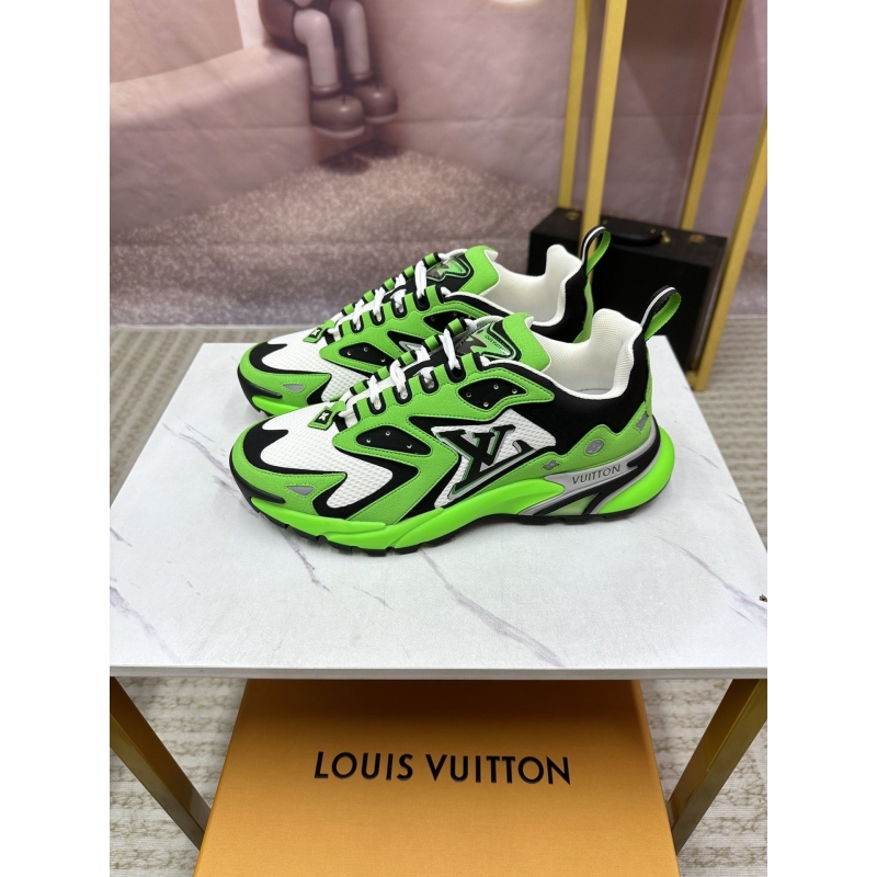 l**is V*t*n sneakers